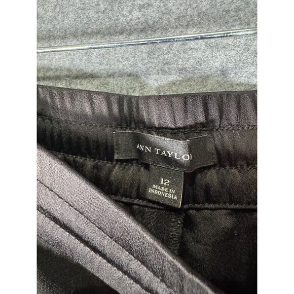 Ann Taylor pants Women 12 Black Ankle Pull‎ On Stretch Tapered Career Office - Picture 2 of 7
